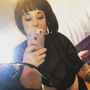 Meet your Posher, Leah